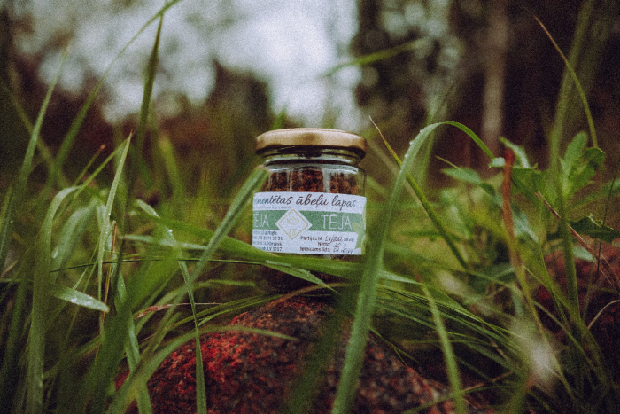 Fermentētas ābeļu lapas | P/S "Ūdrupe"