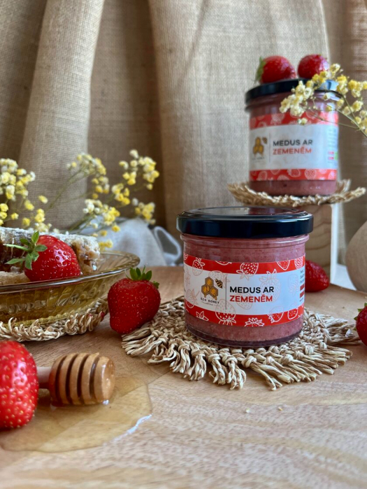 Medus ar zemenēm | Eco Honey Latvia
