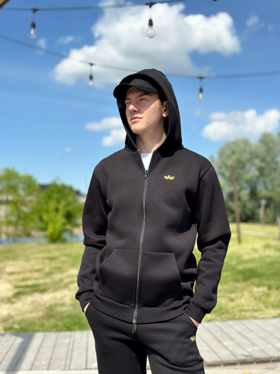 Unisex melna jaka ar kapuci "Aronijai | Ozolvīle