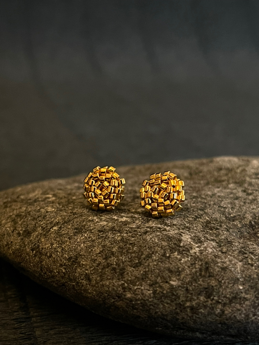 Mazi ikdienas auskariņi | MELNS DESIGN