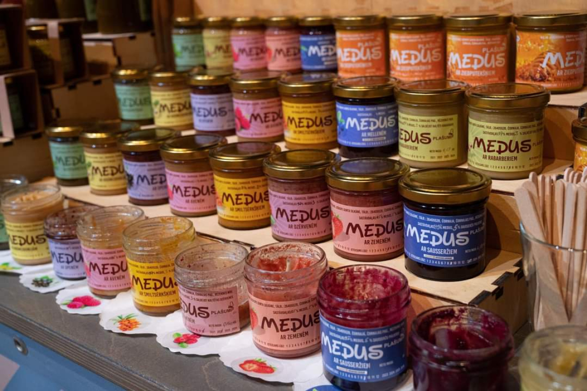 Medus ar ogām | Plašumi