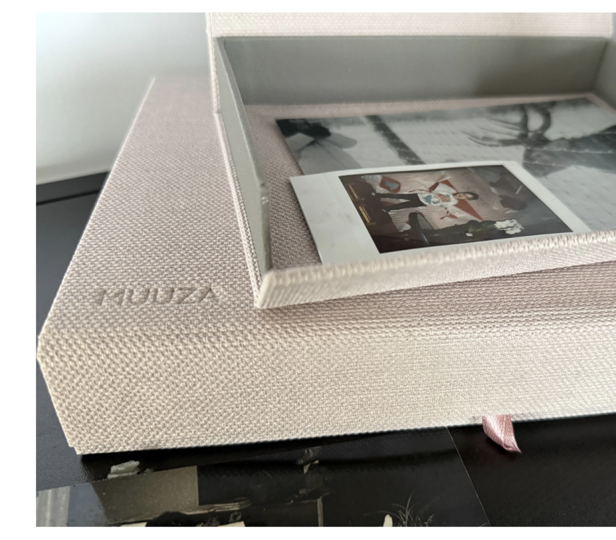 FOTO KASTE ( LĪDZ 200 FOTOGRĀFIJĀM 10 X 15 CM ) | MUUZALV