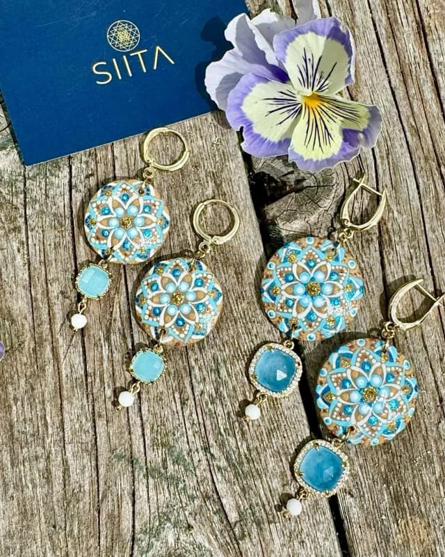 🌷Pavasaris mostas… un ir laiks atmosties arī Tev! 💛 Iepriecini sevi ar unikālu, Siita.Creation @siita.creation radītu, mandalu auskaru pār