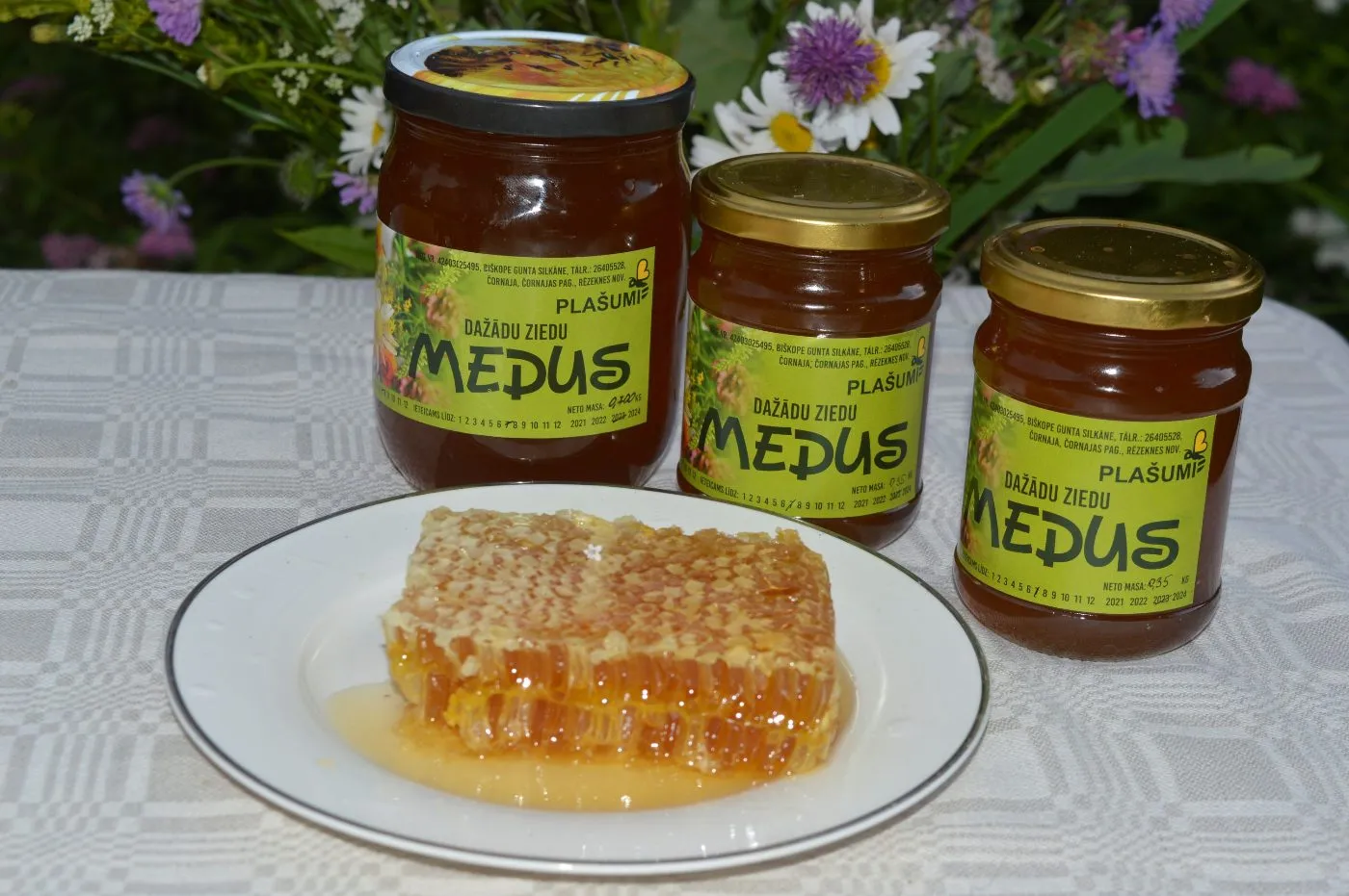 Dažādu ziedu medus