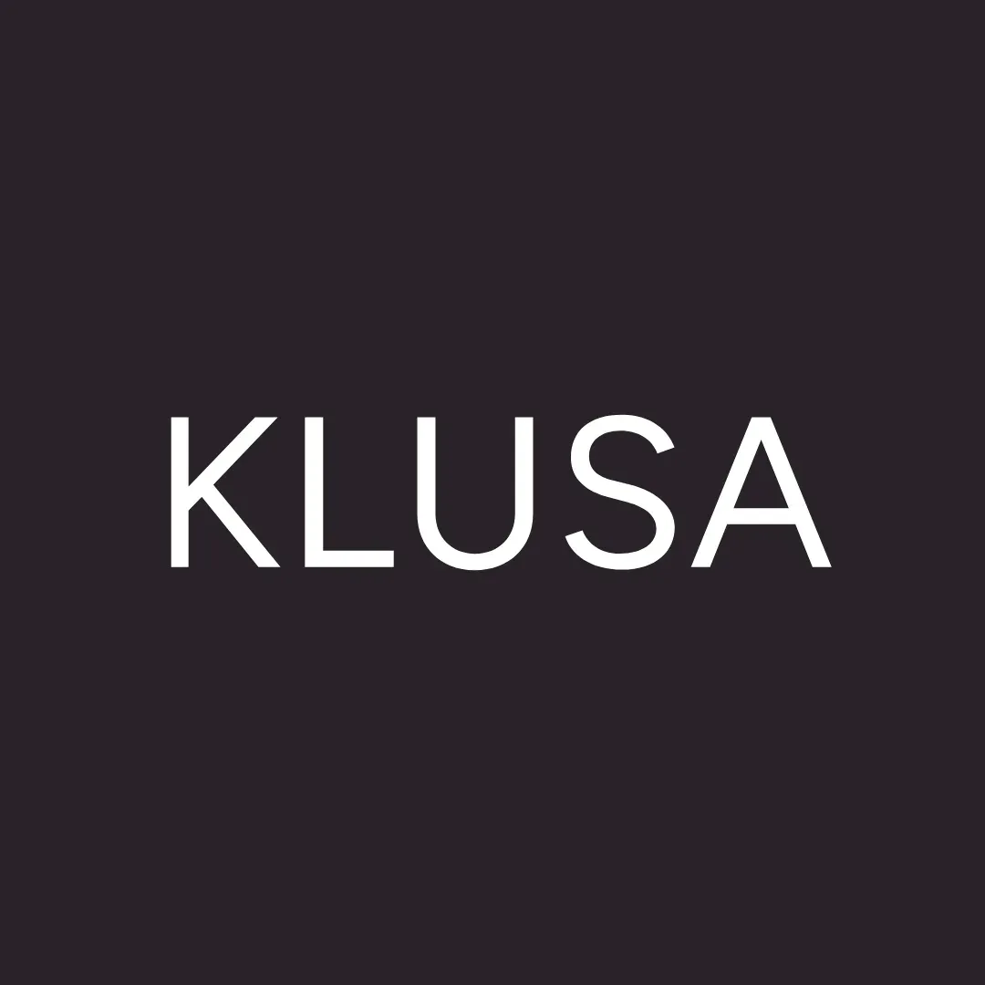 KLUSA candles logotips