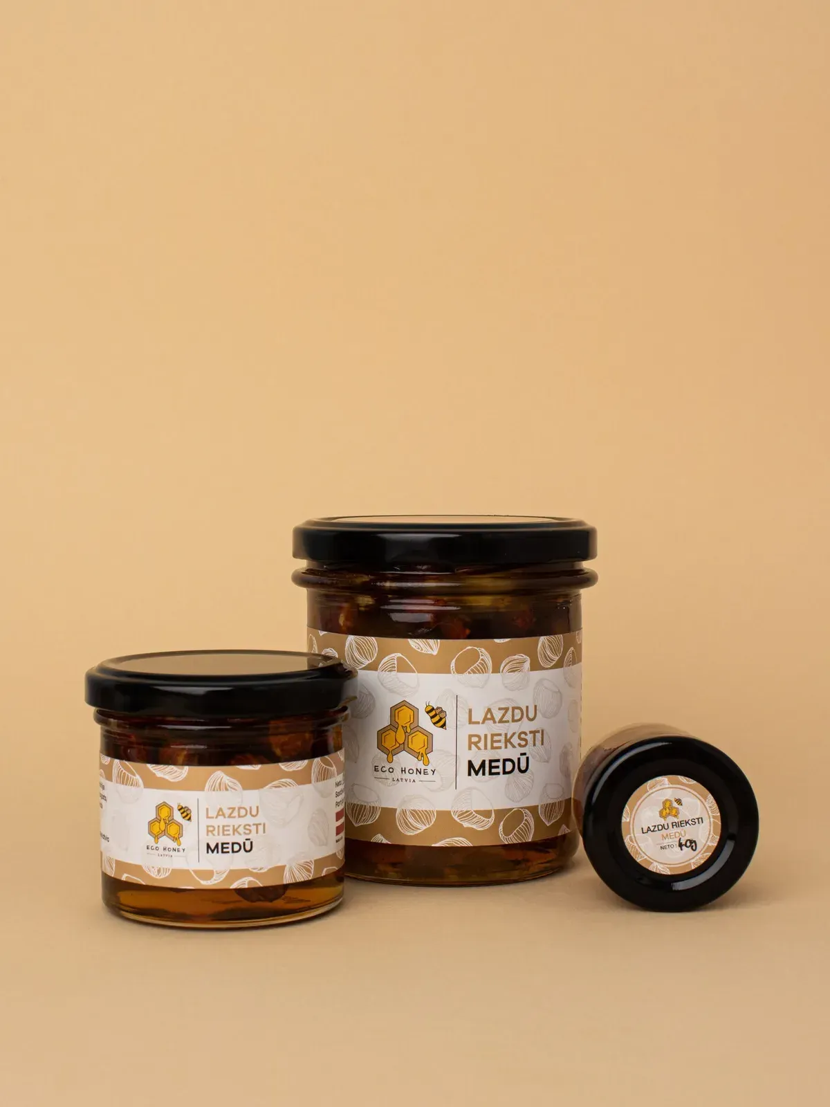 Lazdu rieksti medū | ECO HONEY LATVIA