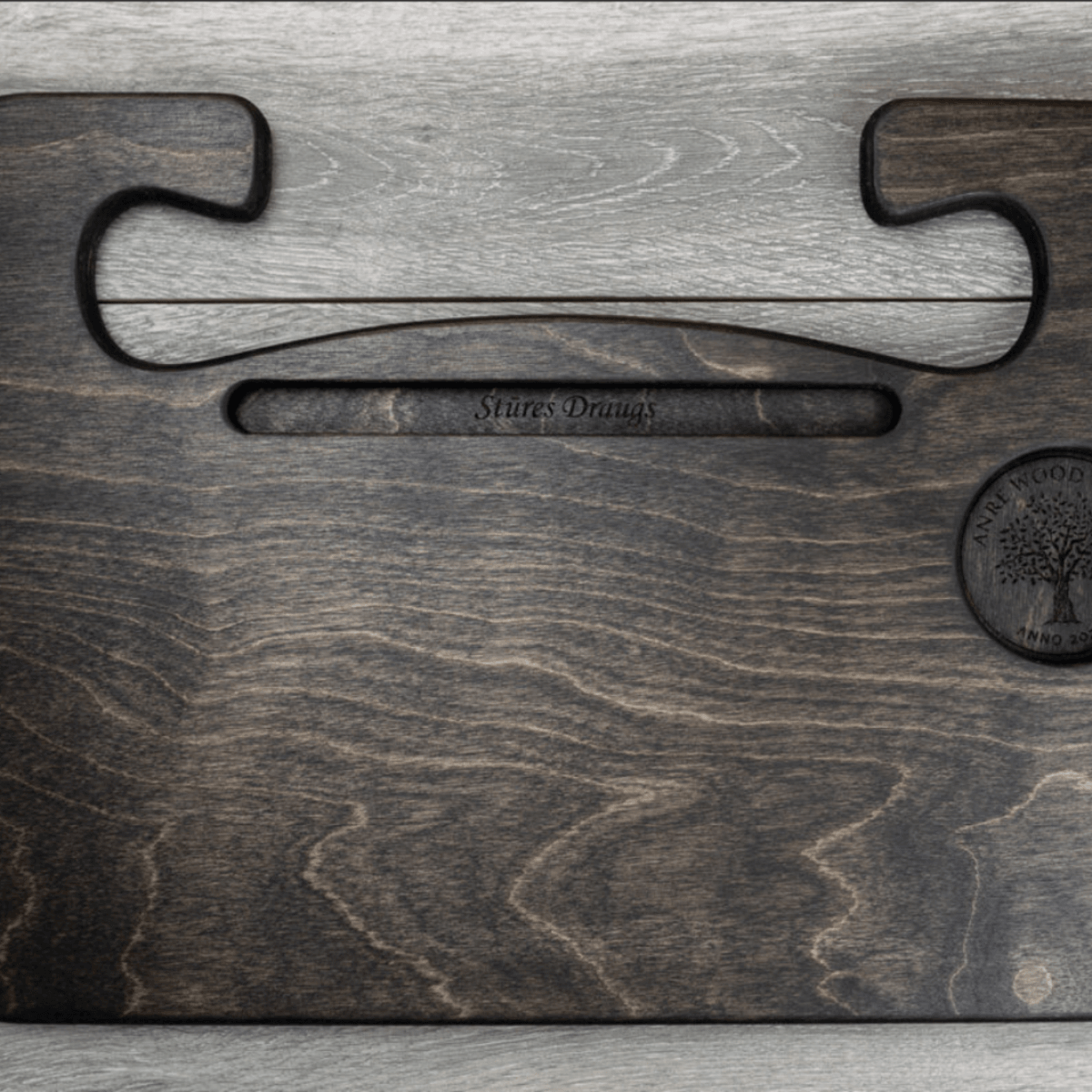Stūresdraugs_AnreWoodWorks