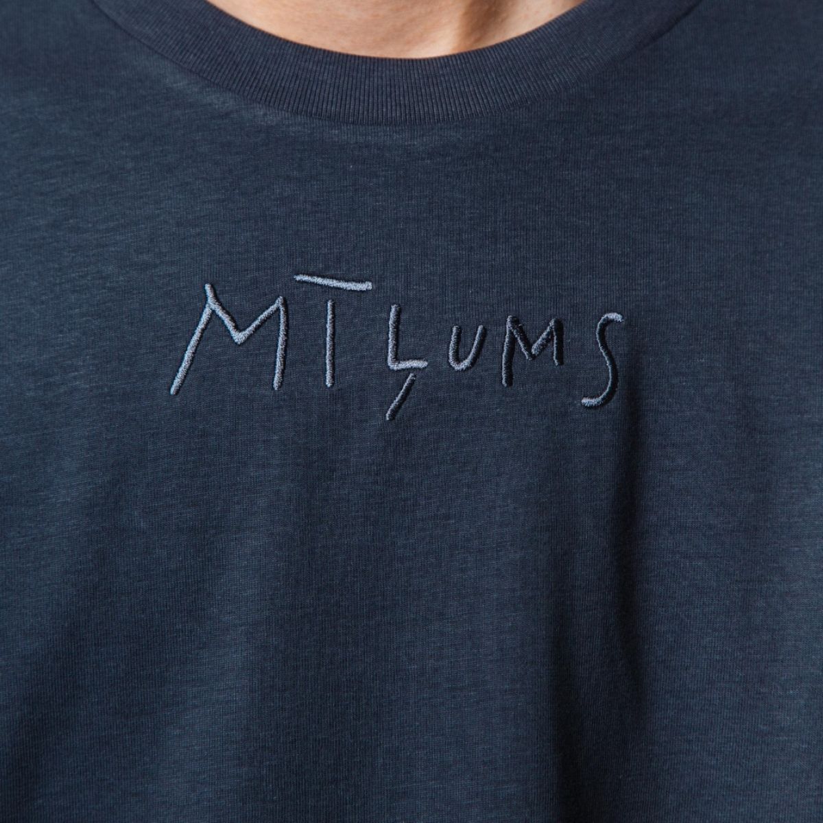 m50-milums-grey-unisex-3