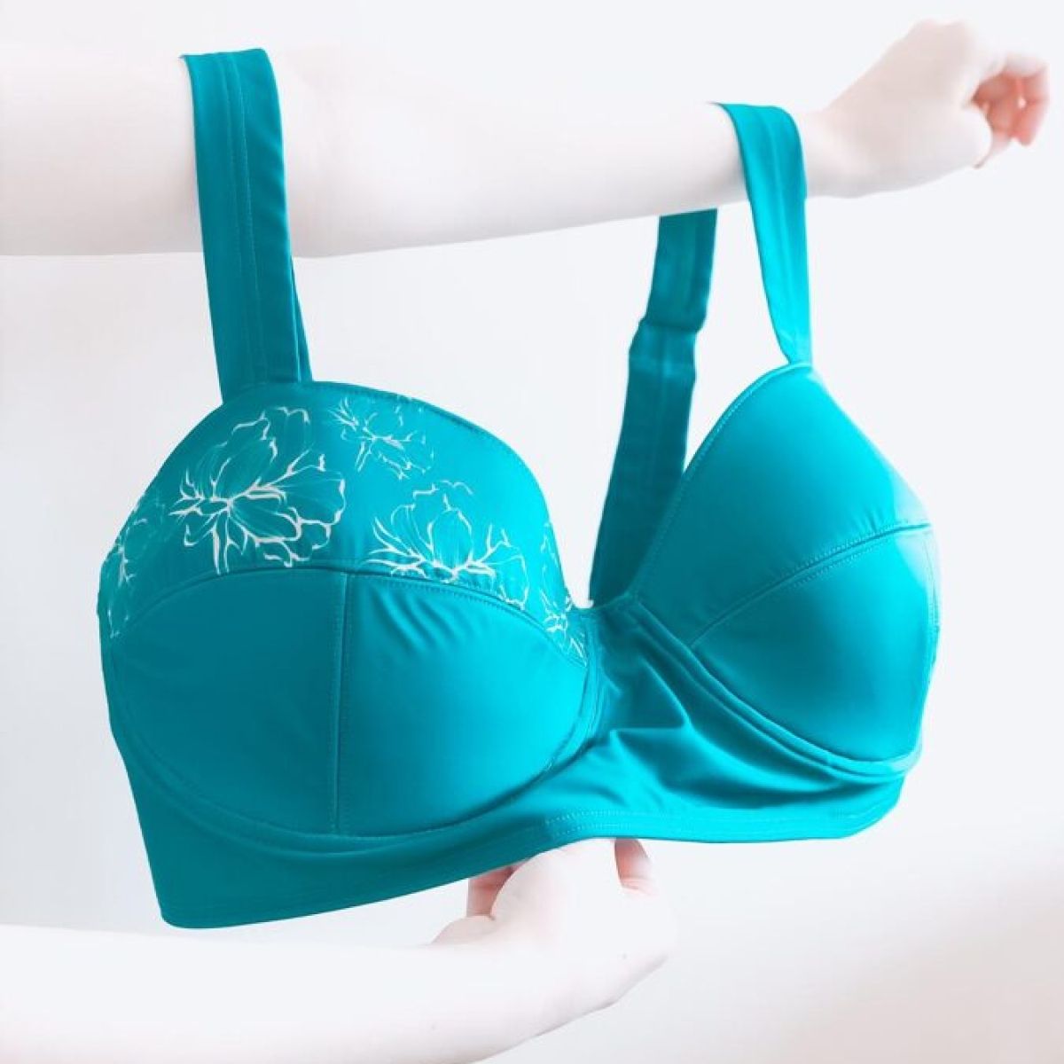 Peldkostima_krusturis_ar_porolonu_tirkiza_swimbe_personalizets_custom_swimwear_kupalniki-c7083d655b40209670aaac77678028a2
