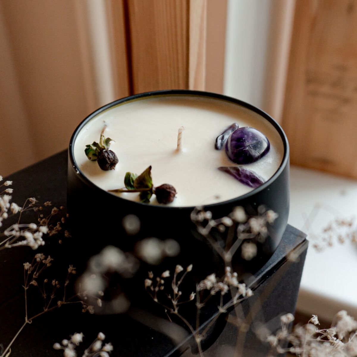 White Lilin