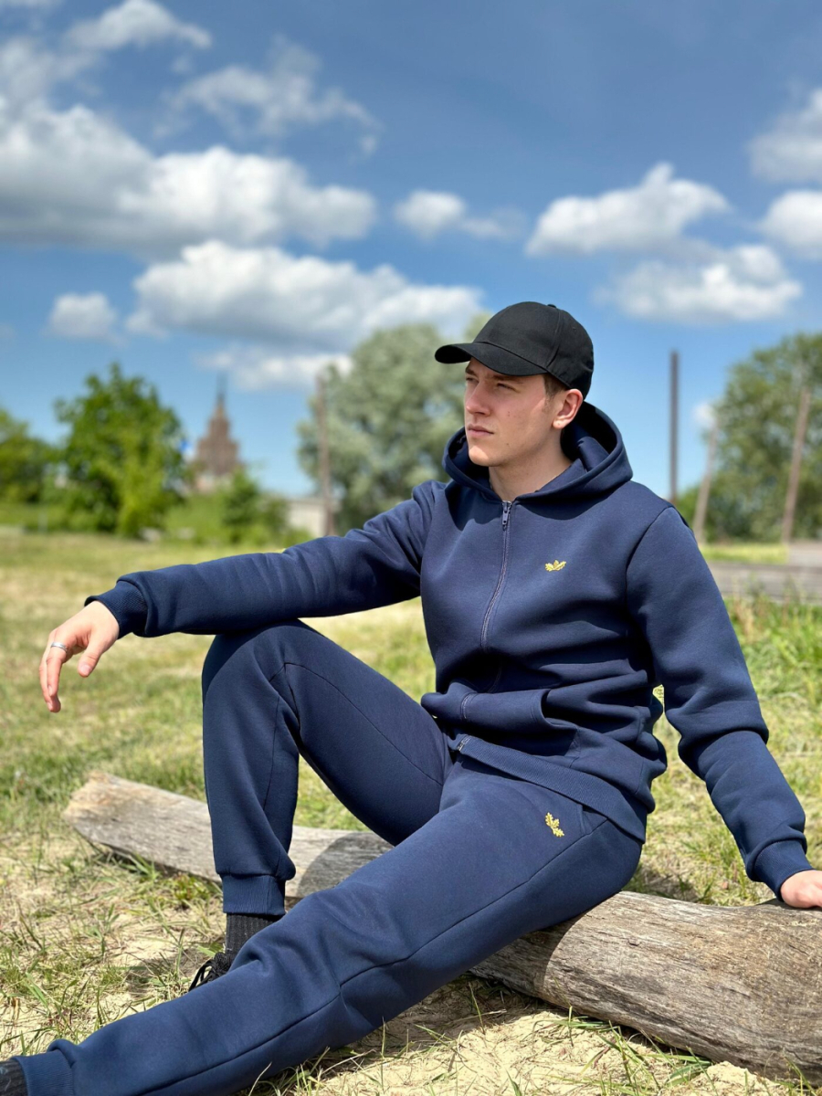 $$$Jaka ar kapuci | Ozolvīle